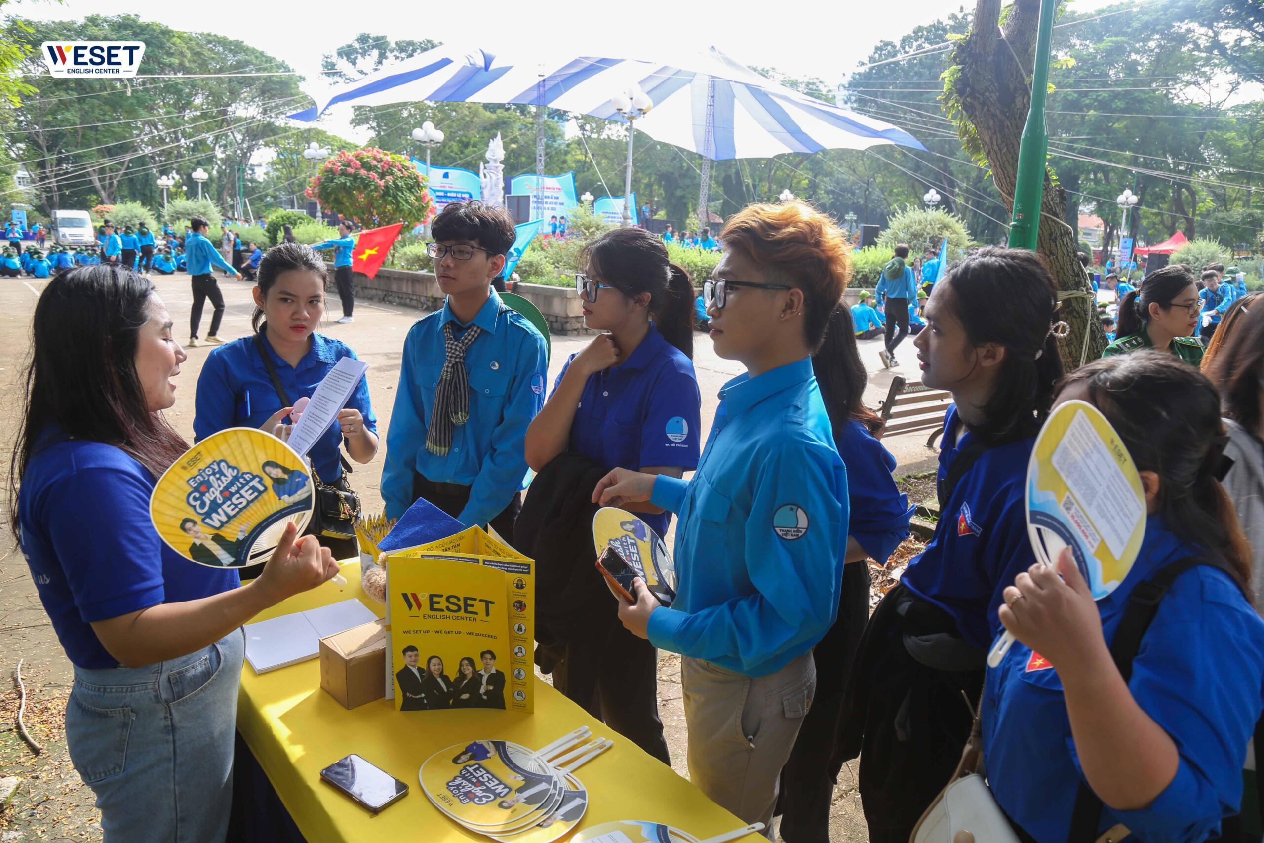 WESET hỗ trợ chương trình Kỷ niệm 67 năm Ngày truyền thống Hội Liên hiệp Thanh niên Việt Nam