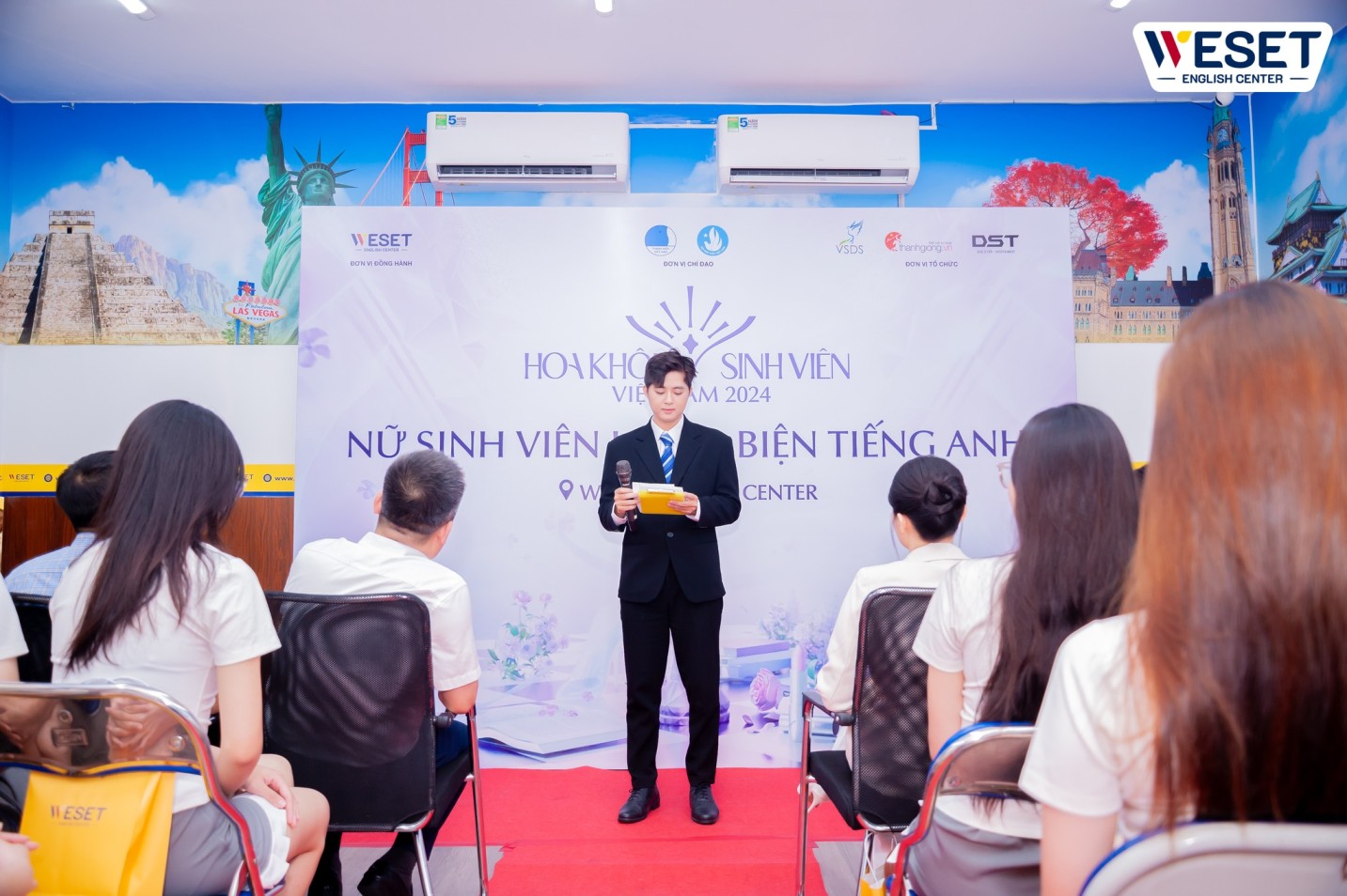 MC - Hoa khôi Sinh viên Việt Nam