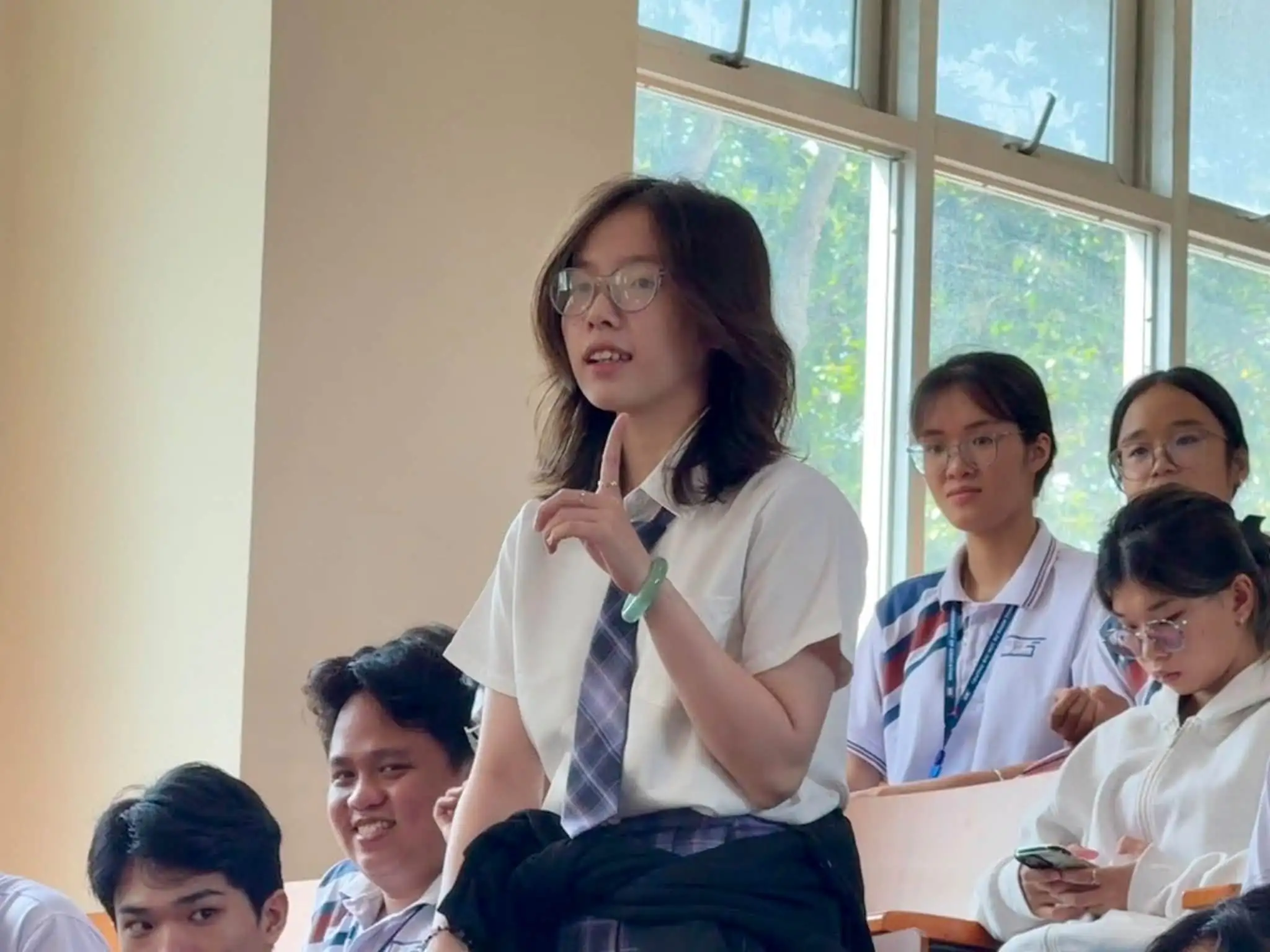 weset-hcmue-tieng-anh-nghien-cuu-khoa-hoc-1