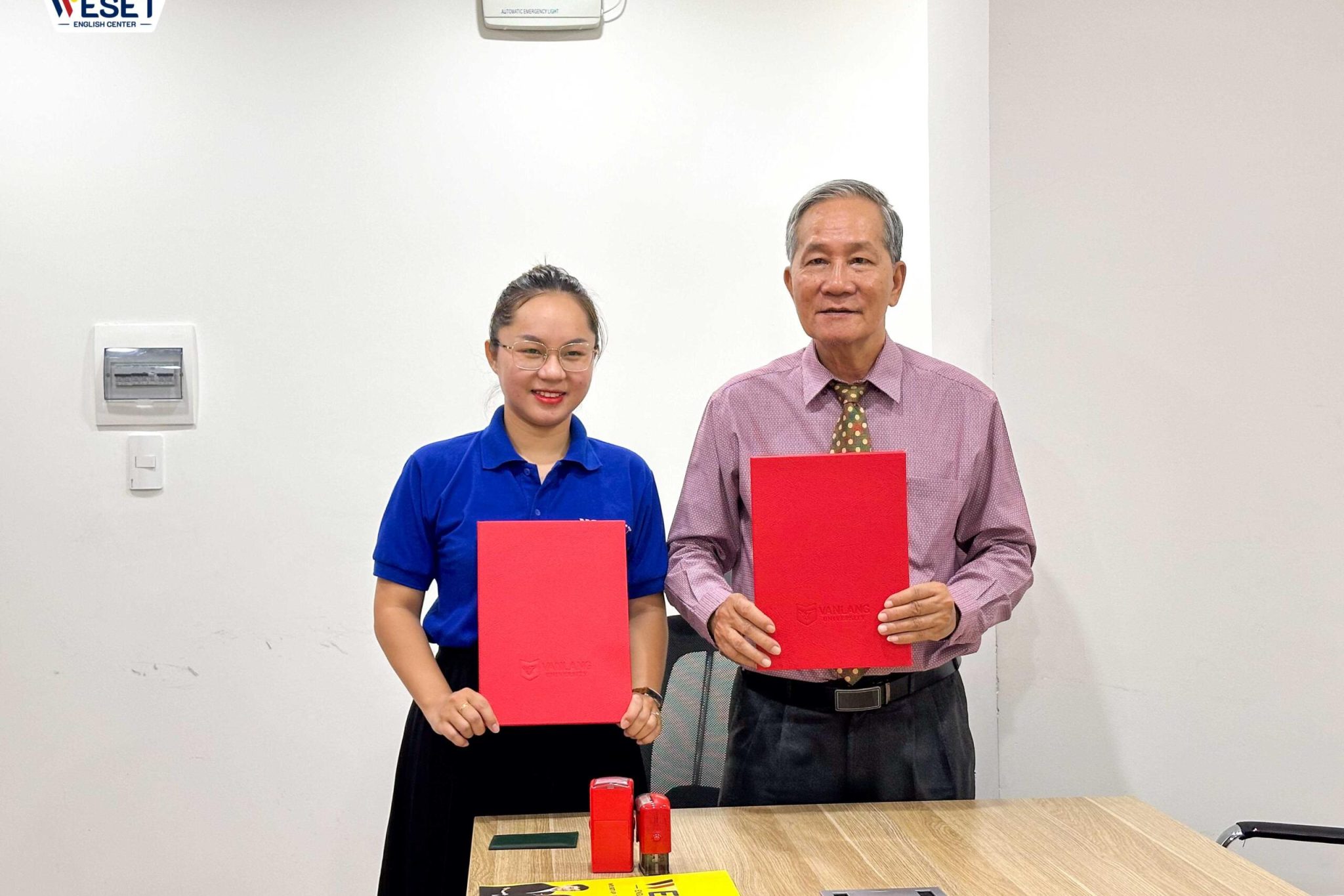 WESET thành công ký kết cùng Khoa Ngoại ngữ của Trường Đại học Văn Lang