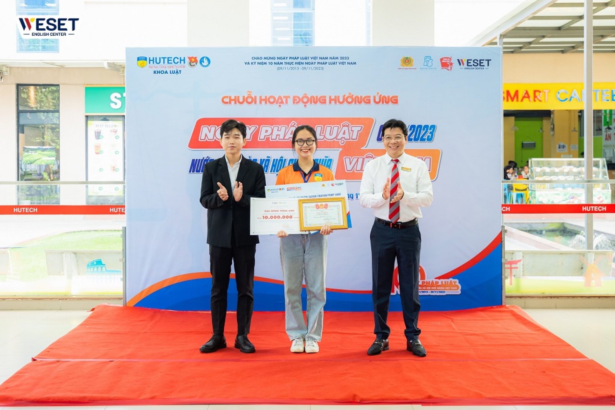WESET-chao-mung-ngay-hoi-Phap-luat_Viet_Nam