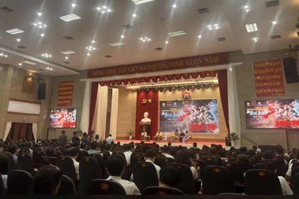 hoa-binh-dep-lam hoa-binh-dep-lam