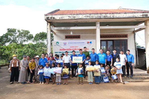 WESET đồng hành chương trình thiện nguyện Xuân biên giới 2025 tại Đắk Nông