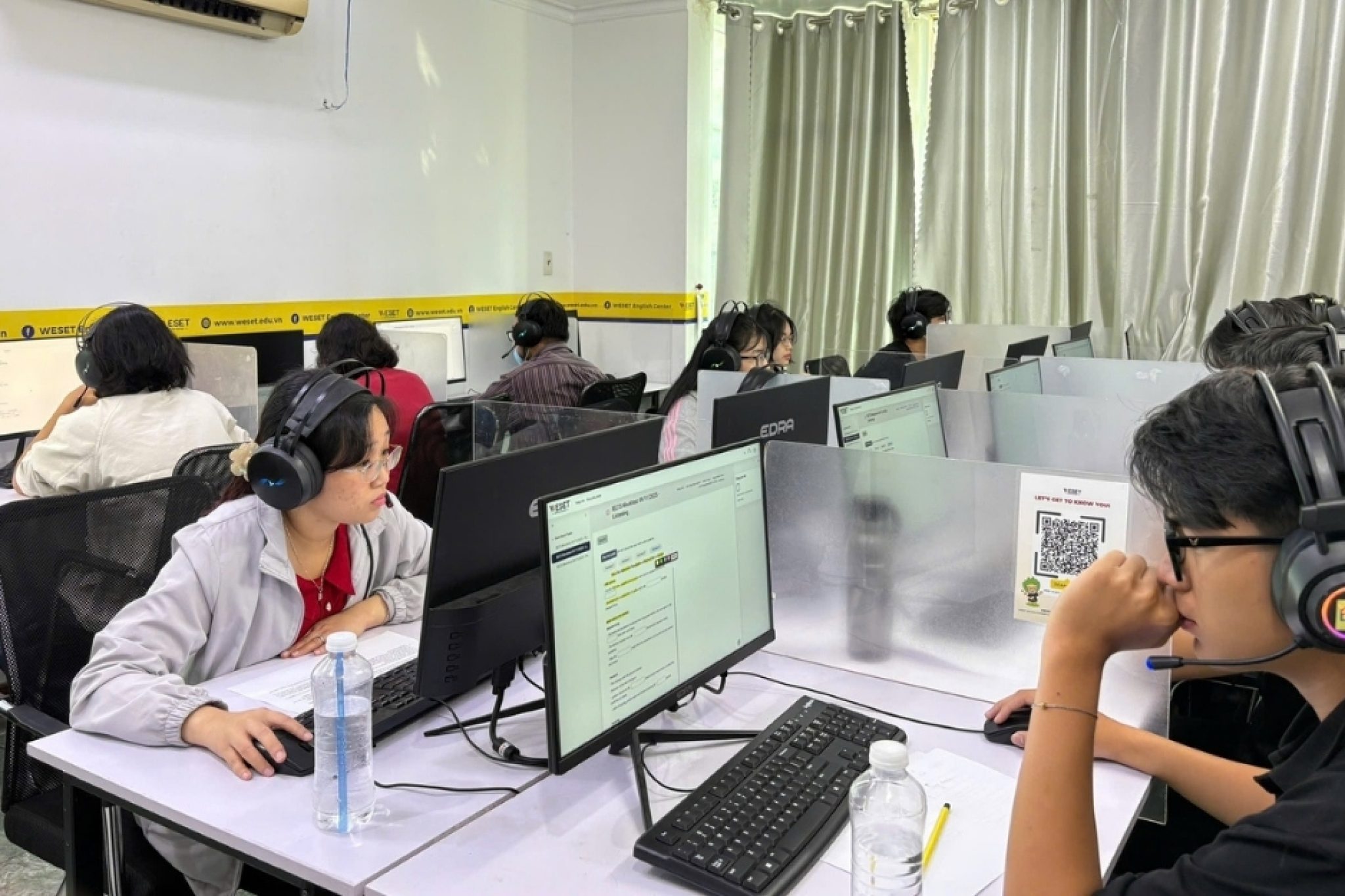 trai-nghiem-thi-thu-ielts-chuan-khong-can-chinh-cung-weset-2