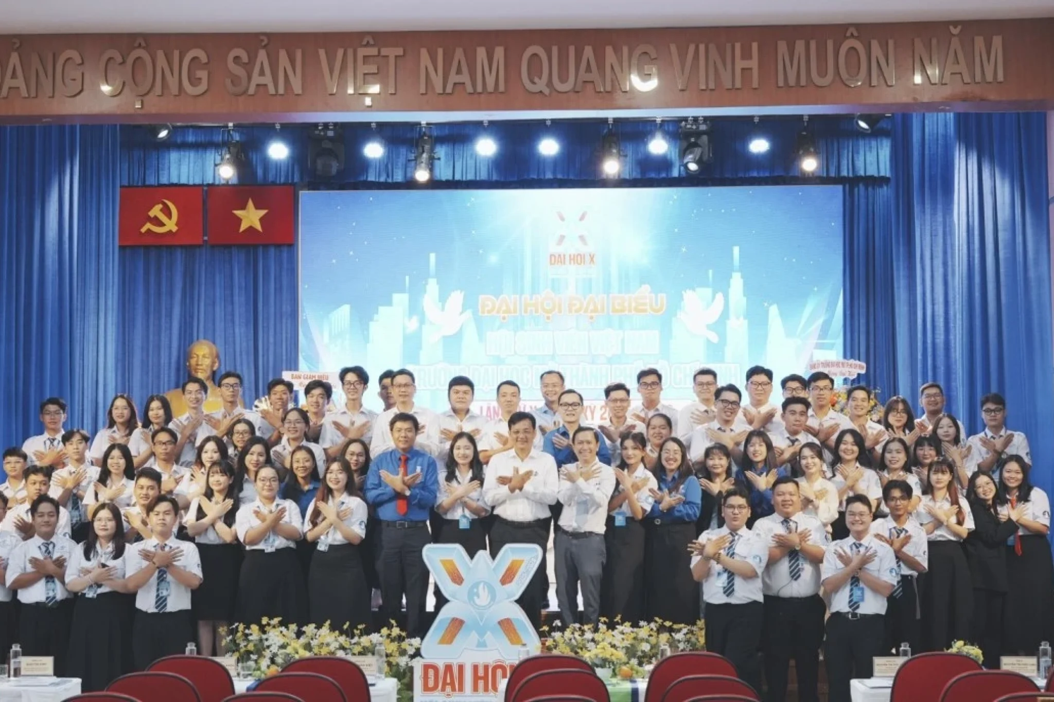 weset-cung-dh-mo