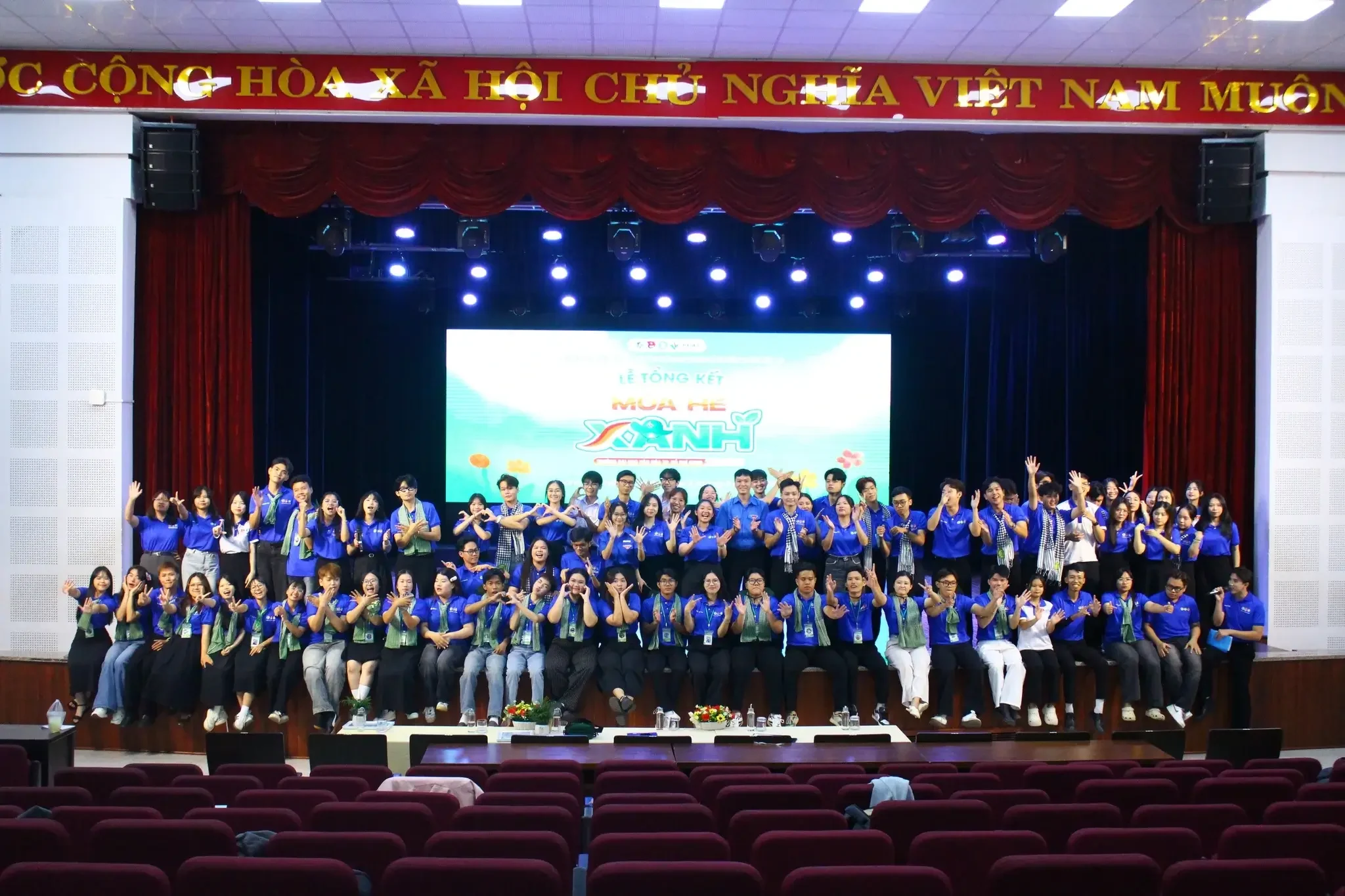 weset-dong-hanh-cung-dai-hoc-van-hoa-tphcm