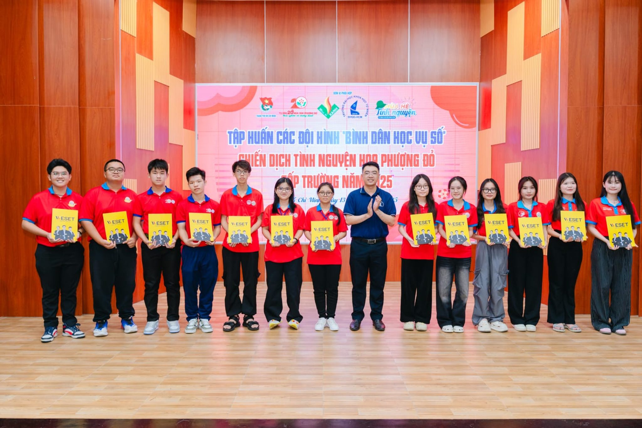 weset-hoa-phuong-do-min