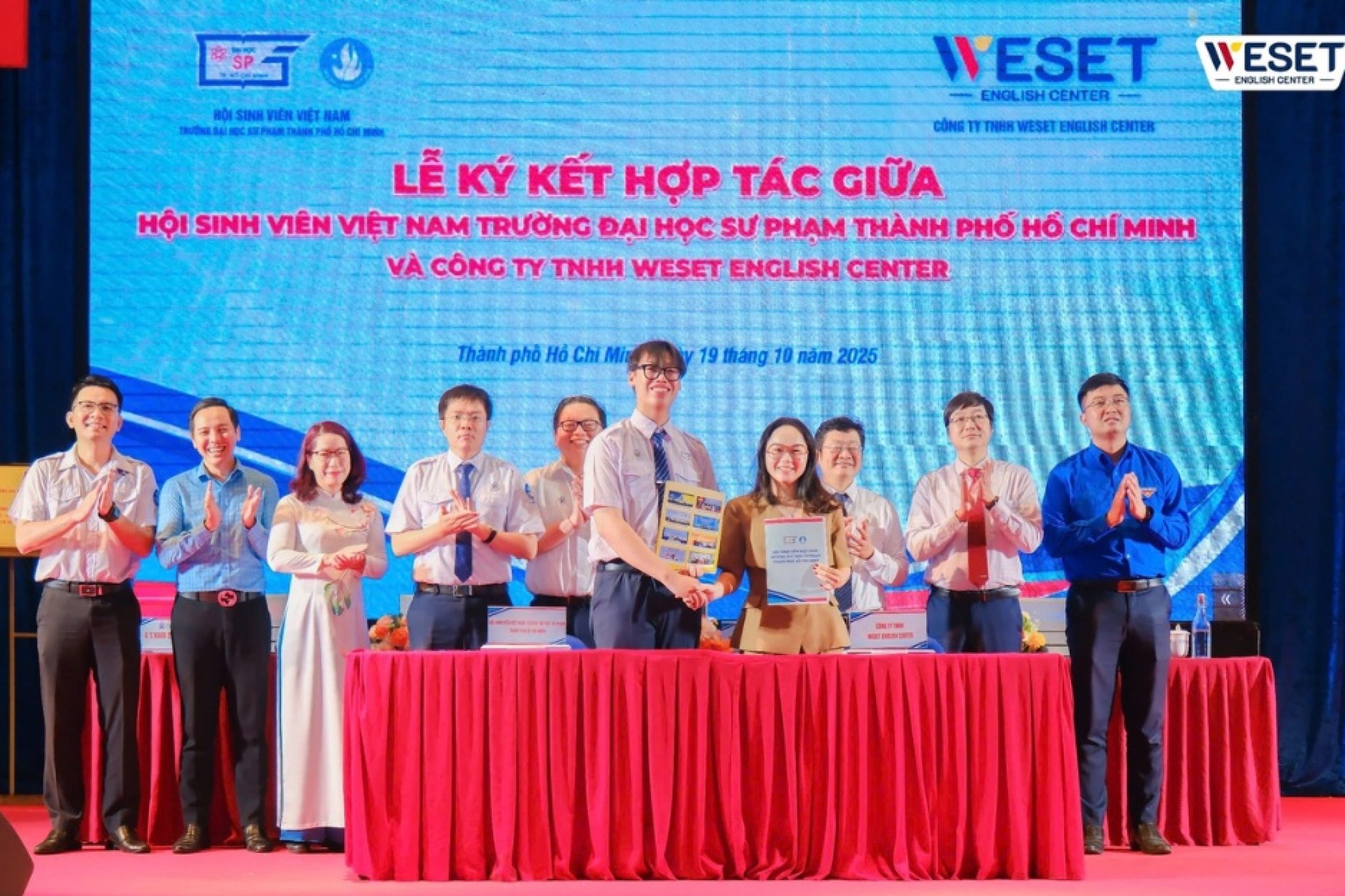 weset-ky-ket-cung-hoi-sv-dai-hoc-su-pham-tp-hcm-1