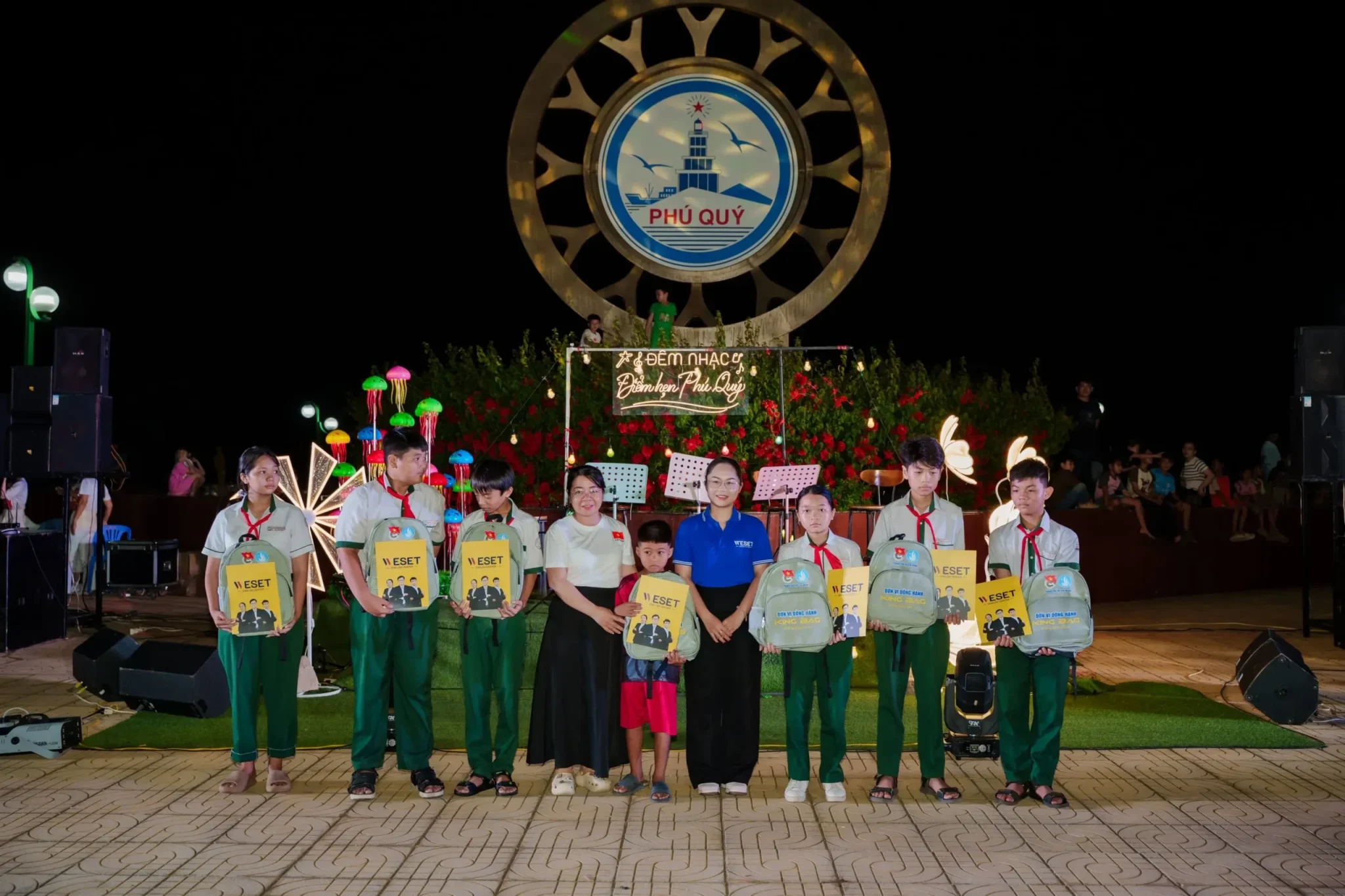 WESET - Tại đảo Phú Quý