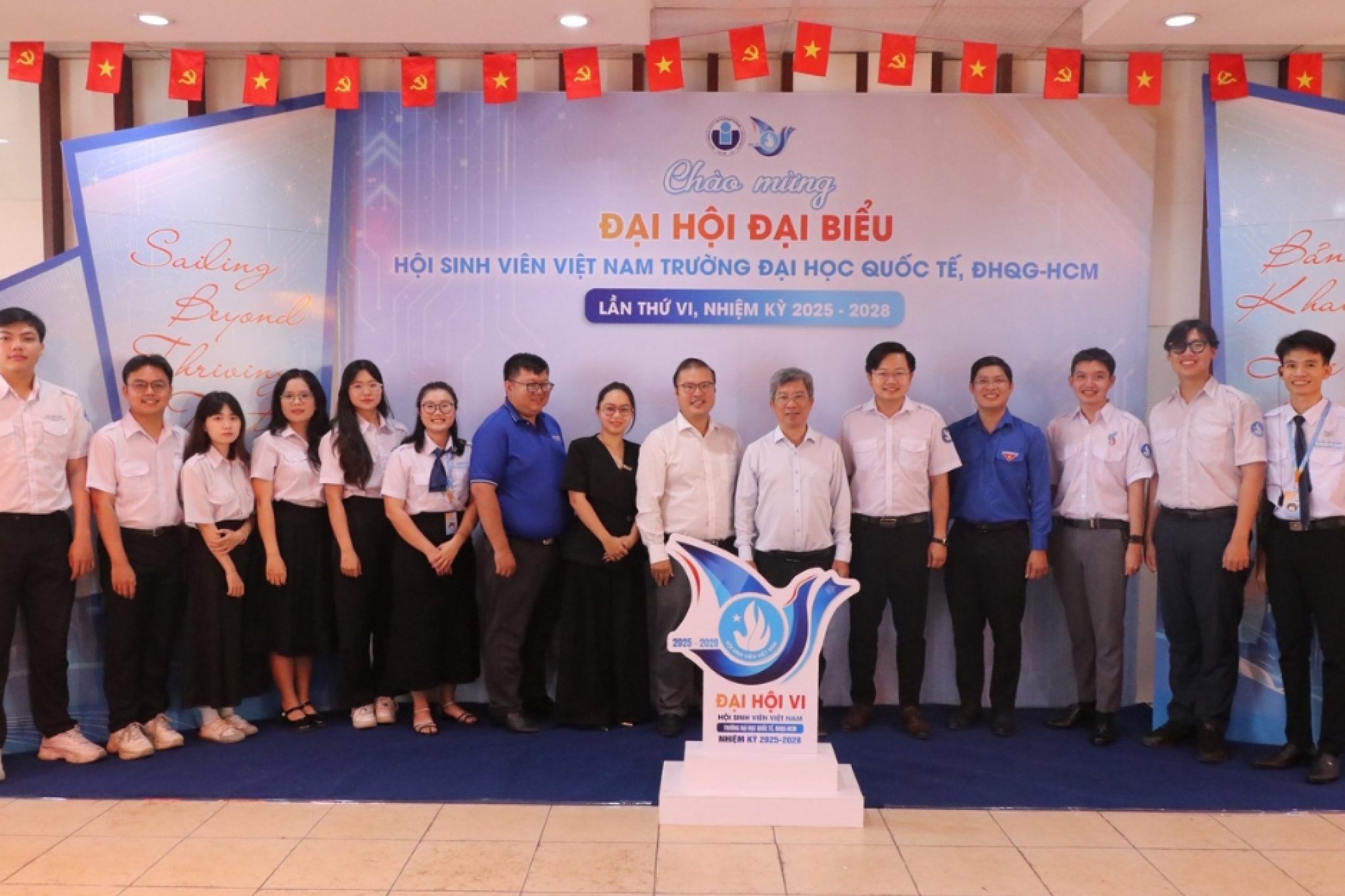 weset-tai-ky-dhqg-hcm-1